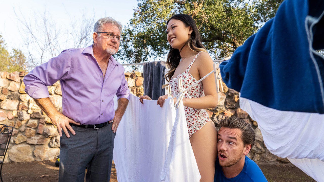 BrazzersExxtra – Cock at the Line/  Lulu Chu